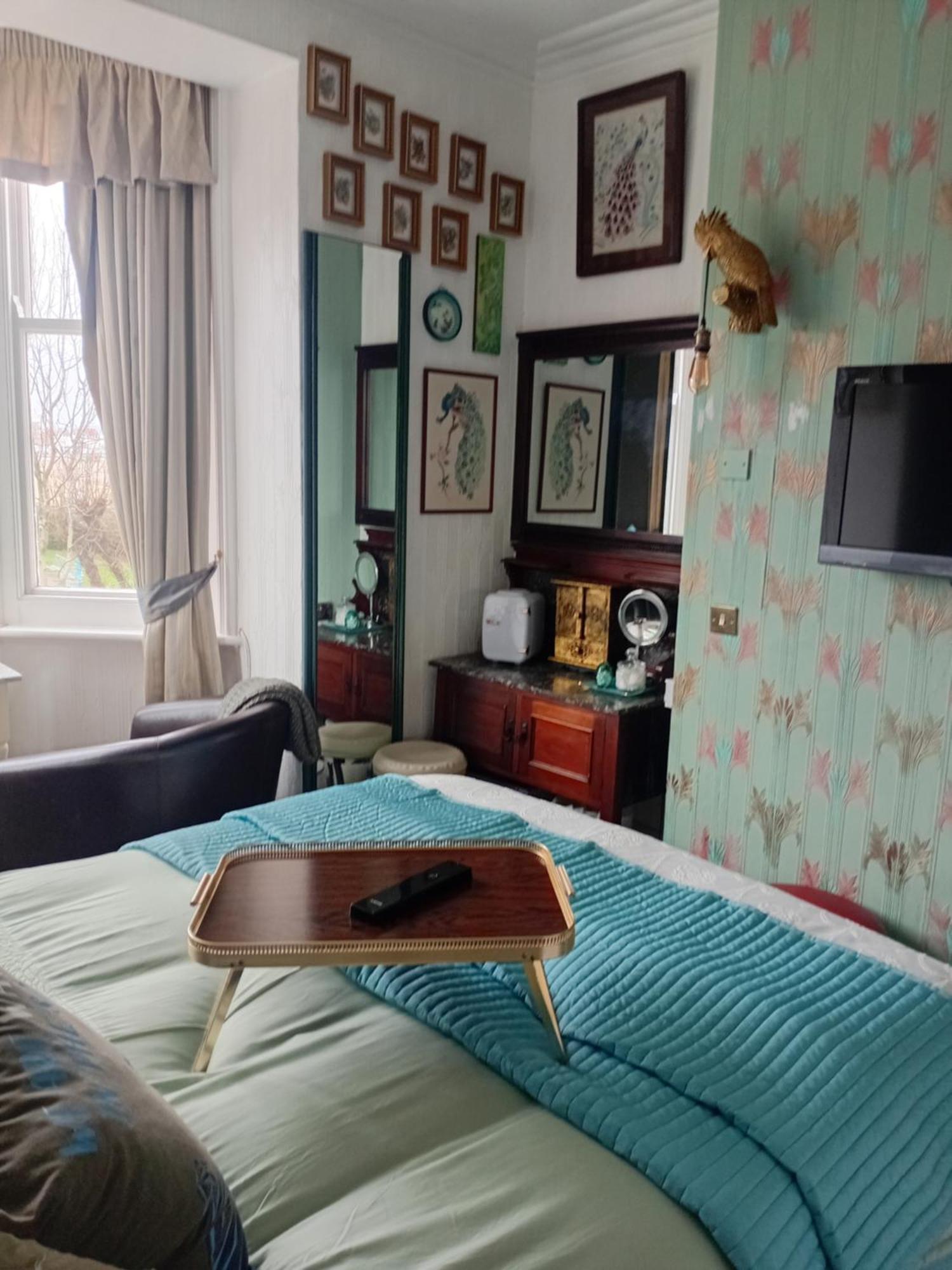 The Ocean Guest House Уэймут Экстерьер фото